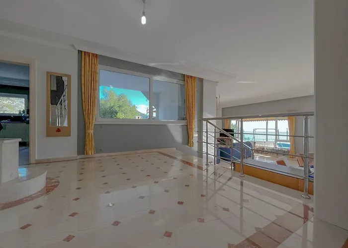 Detached Luxurious And Peaceful Vacation Getaway Вилла Алания